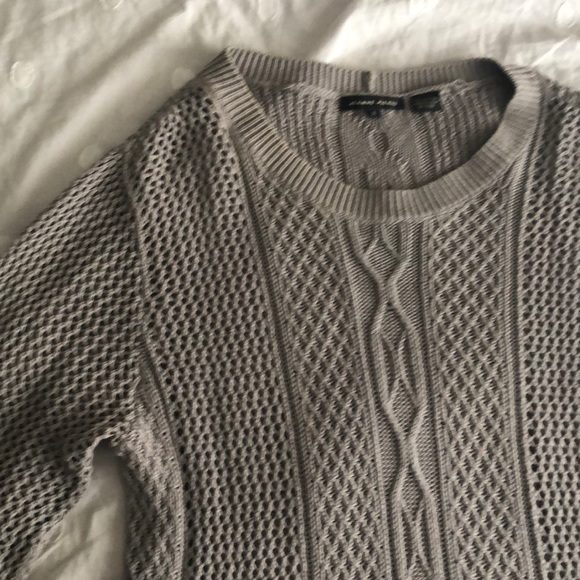 ***SOLD*** {Jeanne Pierre} open knit grey sweater - Picture 3 of 8